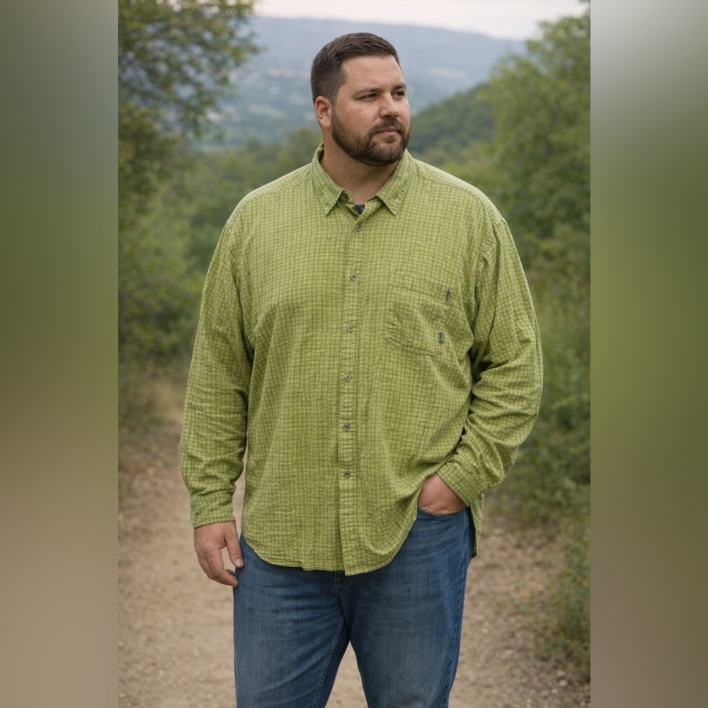 Simms Mens Long Sleeve Button Down Fishing Shirt in Light Green & White Size XL